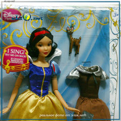 Поющая кукла принцесса Белоснежка с платьем и олененком (Disney). Игрушка Дисней оригинал США.