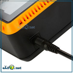SMOK Intelligent - 4-Slot Charger. Четырехслотовое зарядное устройство.